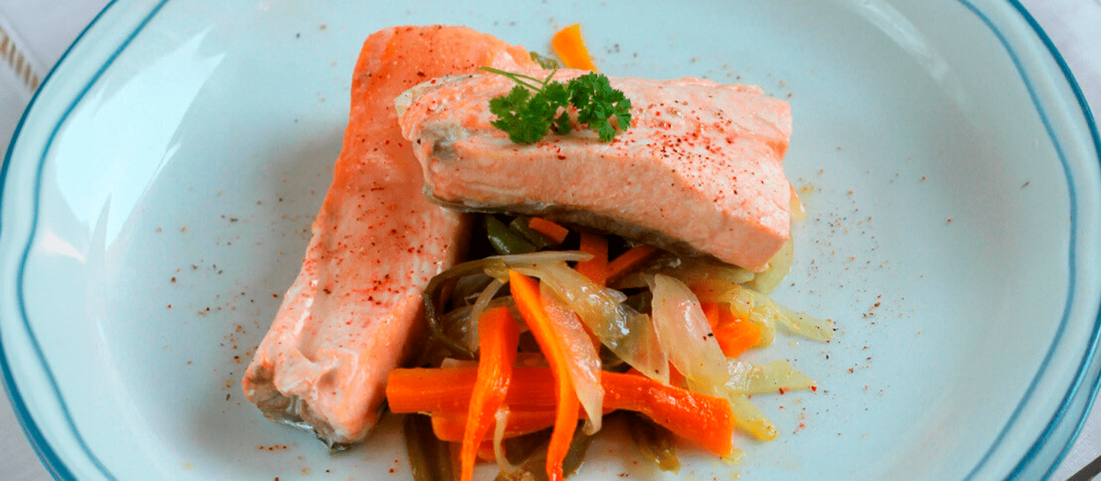 Salmón en papillote Salmón en papillote
